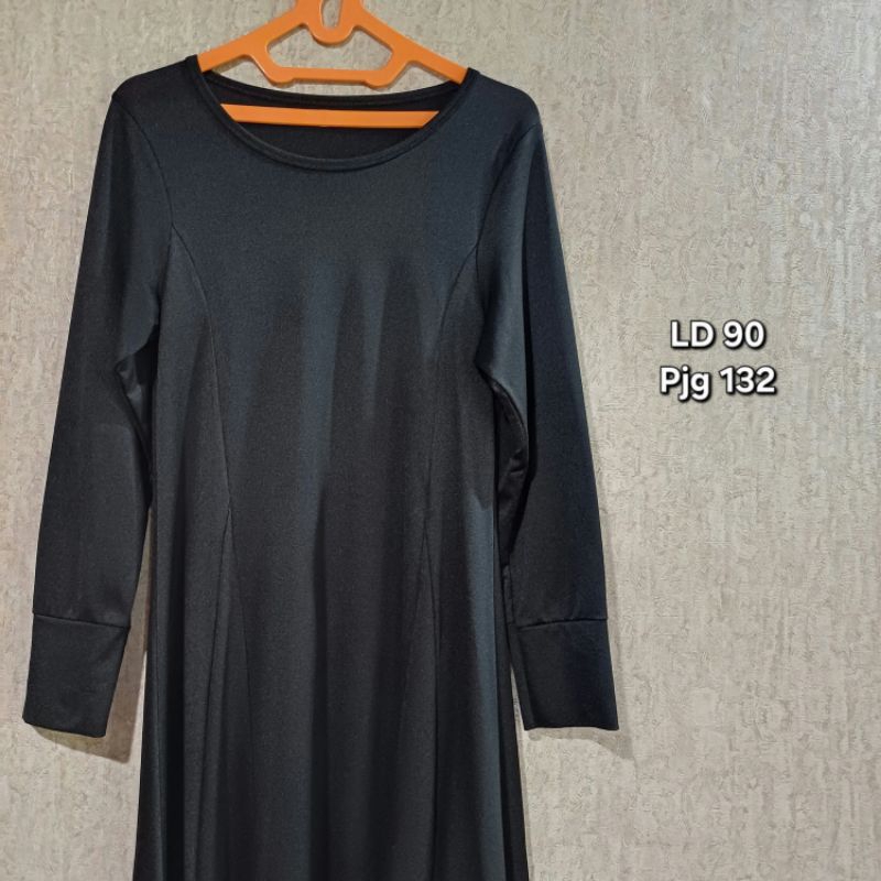 [PRELOVED] dress hitam lengan panjang