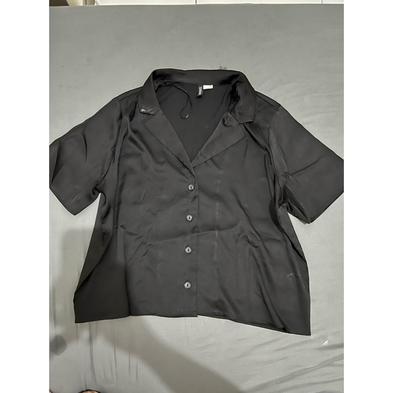 Preloved Kemeja Hitam HnM H&M