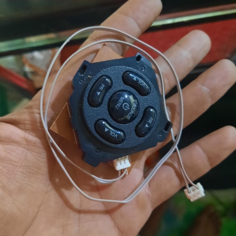 Tombol / SWIT PANEL TV POLYTRON 32inch Type PLD 32B1551 ORIGINAL ASLI CABUTAN BAWAAN TV PECAH LAYAR