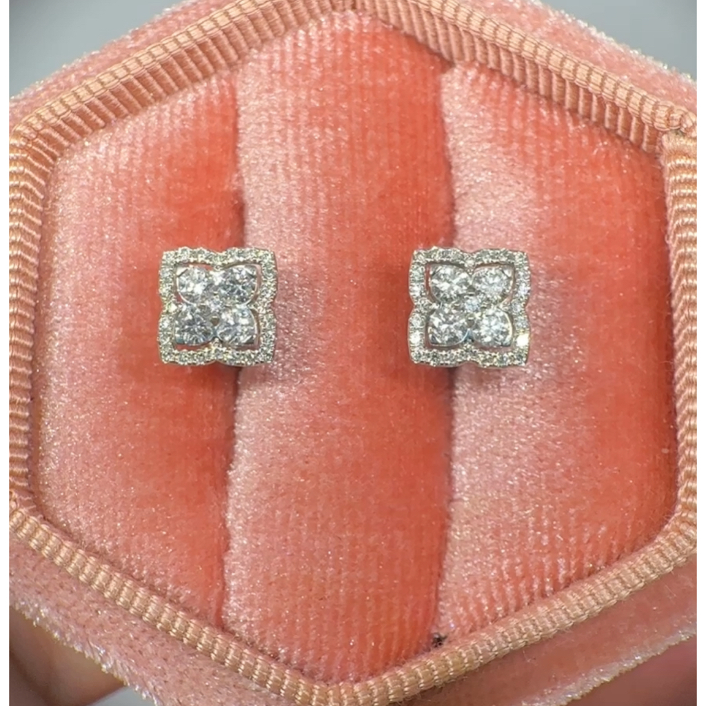 Giwang Berlian Clover Stud