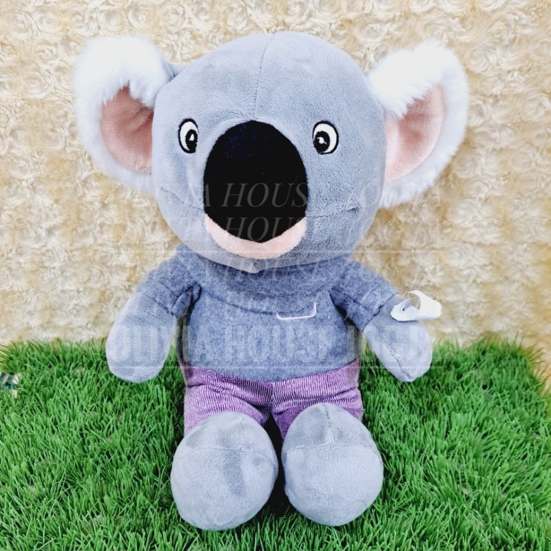 Boneka Koala Baju Abu Boneka Koala Hidung Hitam Mata Bordir Boneka Koala Celana Ungu Telinga Bulu Pu
