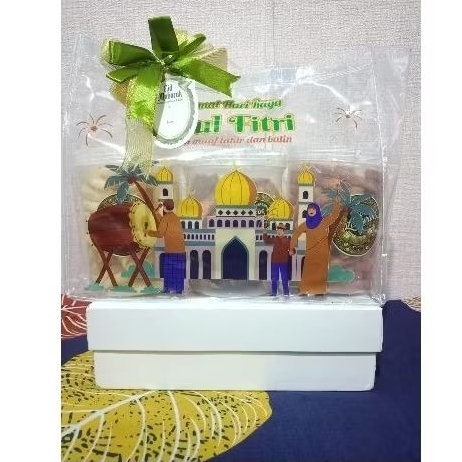 

Hampers Snack/ kue Termurah Palembang Paket 2