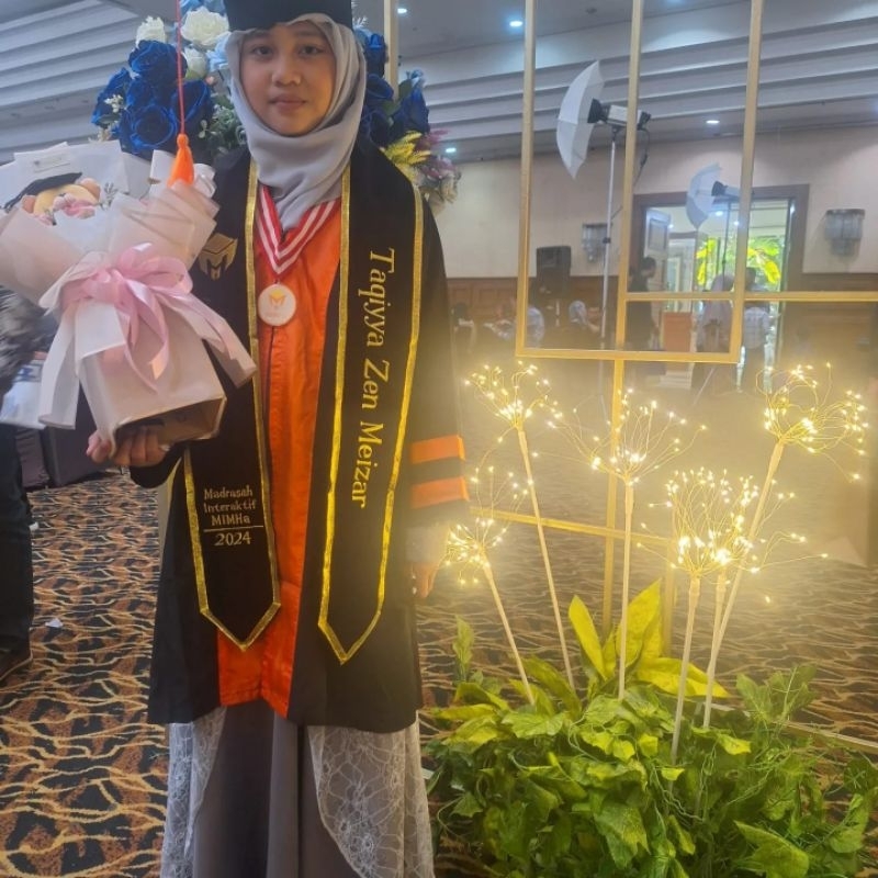 (selempang wisuda pesantren)bahan bludru pilihan tebal lembut dan tidak kaku