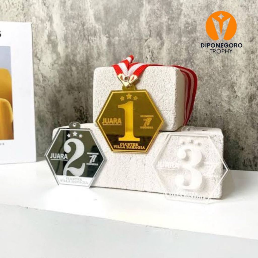 Medali Emas Akrilik Gold Medali Akrilik Gold Medali Emas Grafir Medali Akrilik