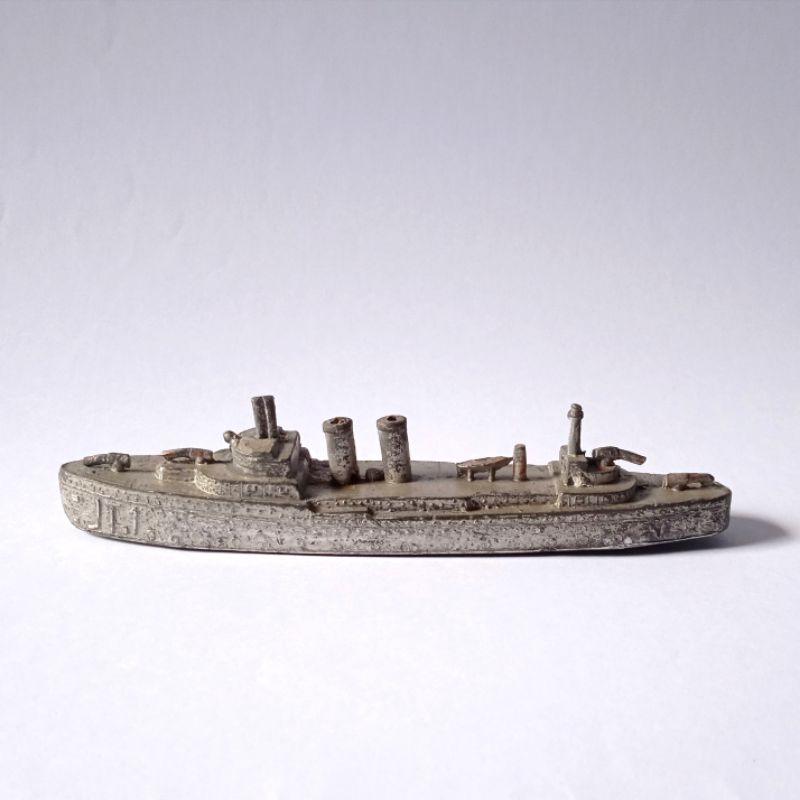 Vintage Tootsie Toy 1940's USA Mainan Kapal Laut Timah Langka Tua