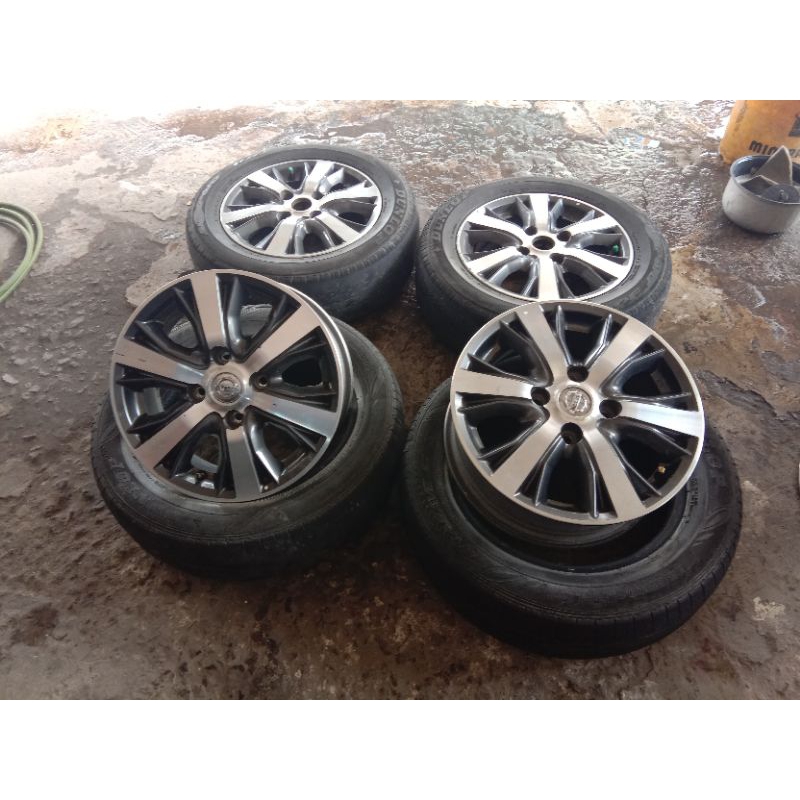 Velg standard Nissan grand livina HWS