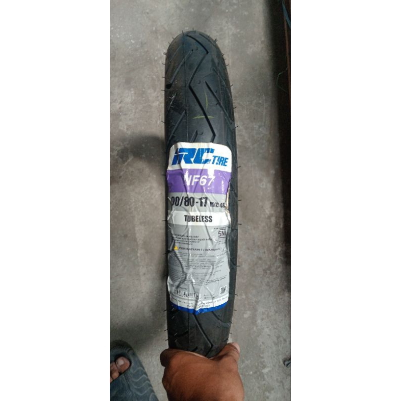 BAN MOTOR IRC 90/80/17 (NF67) BAN DEPAN MOTOR VIXION