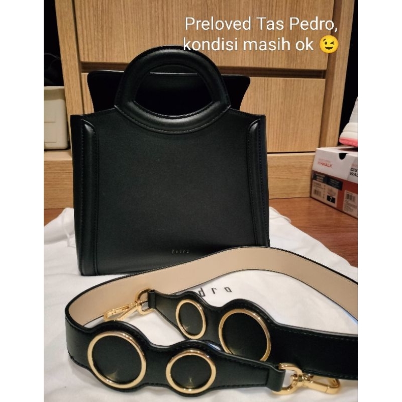 Tas preloved bekas merk Pedro hitam