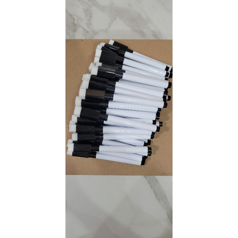 

WIPE AND CLEAN PULPEN (1 PC) WARNA HITAM BISA DIHAPUS