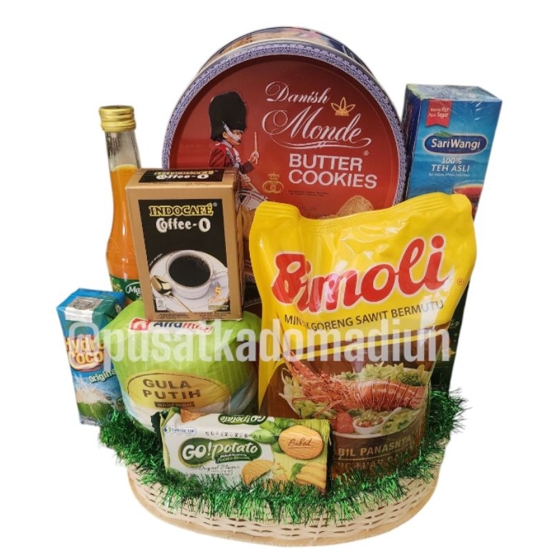 

parcel lebaran snack / hampers idulfitri ready madiun