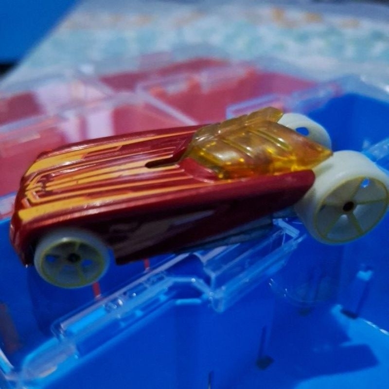 hotwheels pharadox oren merah loose