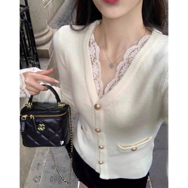 Korea Style Lace Lined Knit Cardigan
