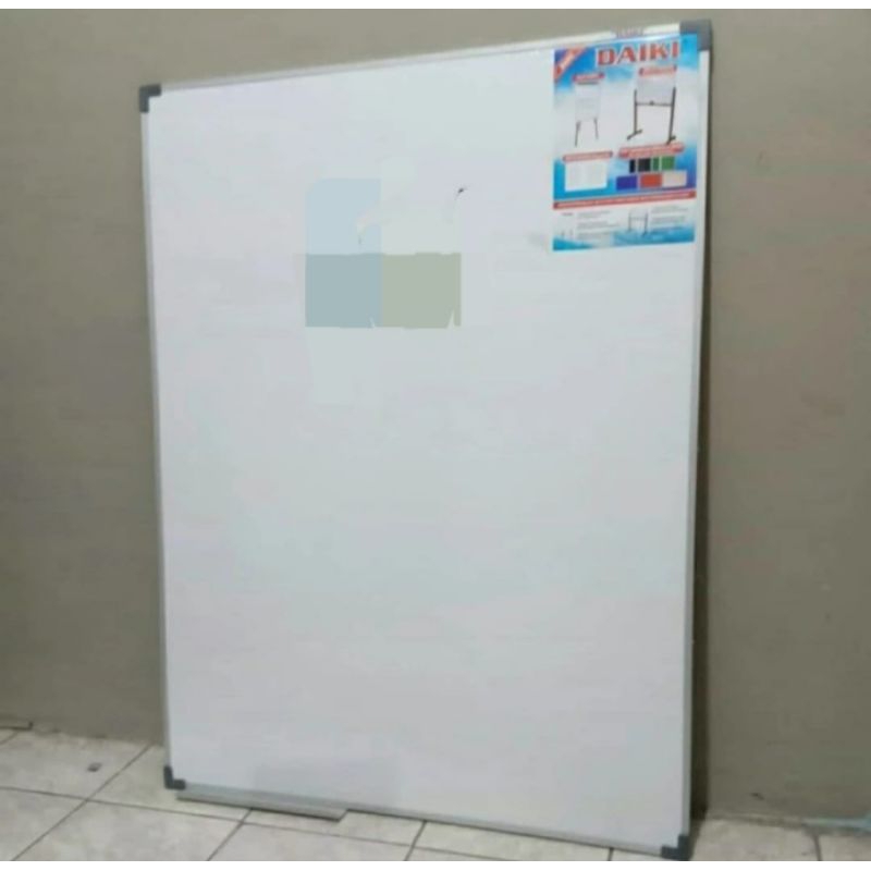 

Daiki Papan Tulis White Board Single Face Magnetik Gantung Vertikal uk 80 x 120 cm / 90 x 120 cm.