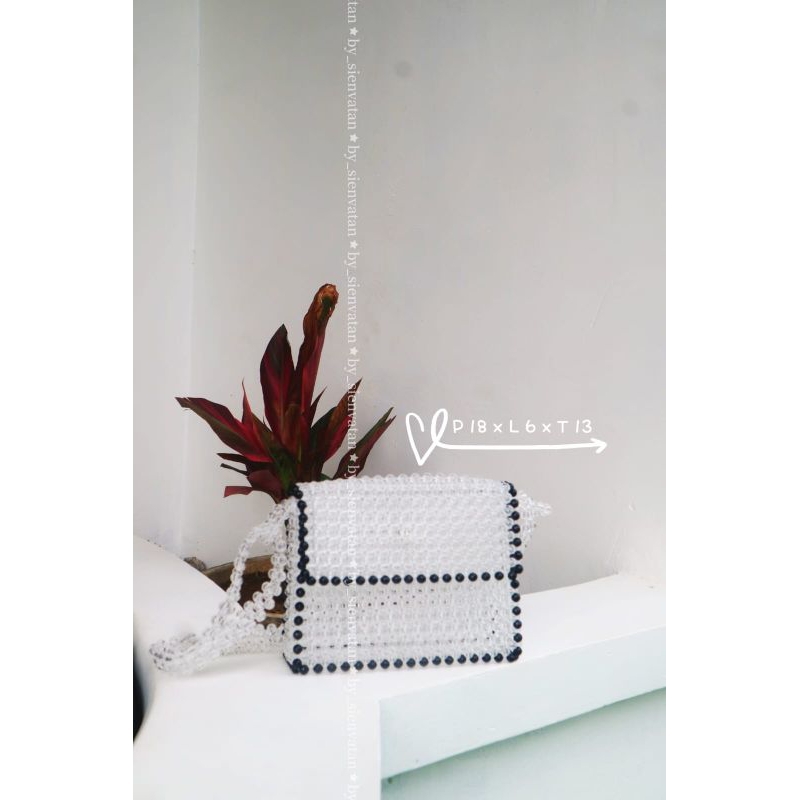 TAS MANIK MANIK / BEADED BAG