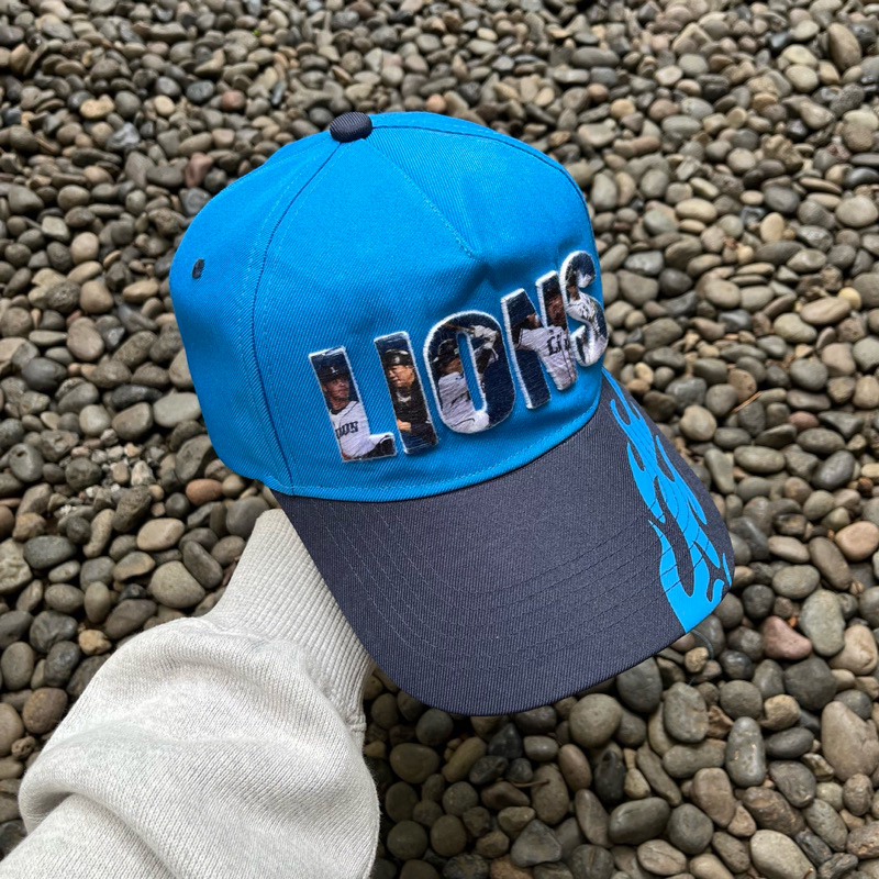 TOPI / HAT LIONS FLAME