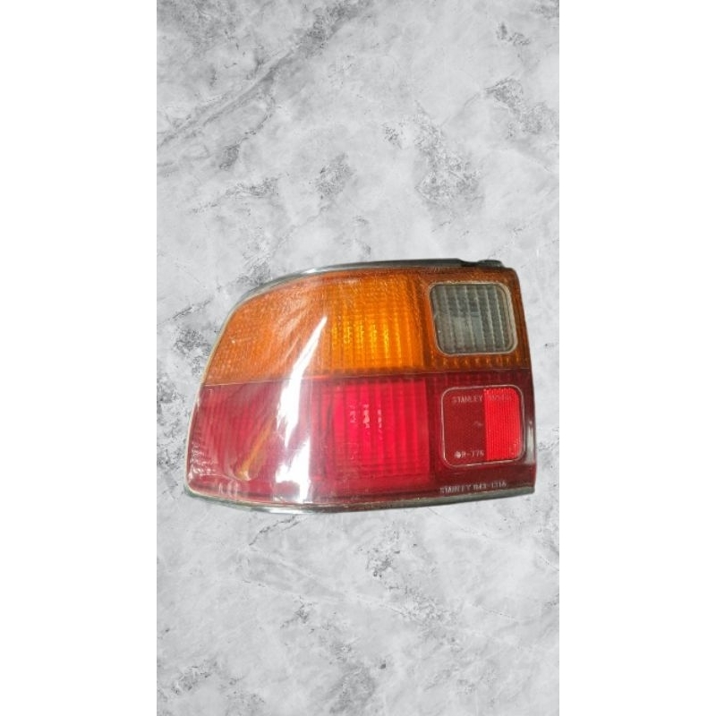 stoplamp lampu belakang ford laser gala tahun 1991-1995 original