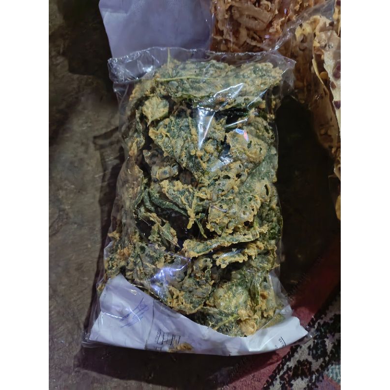 

KRIPIK DAUN BAYEM 500GRAM