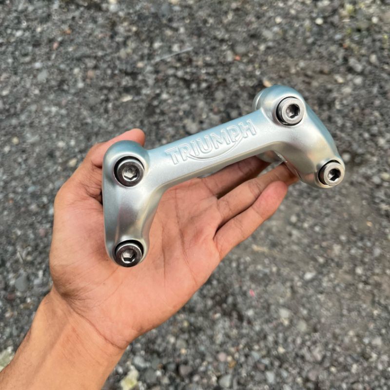 RAISER TRIUMPH ORIGINAL COPOTAN LIKE NEW