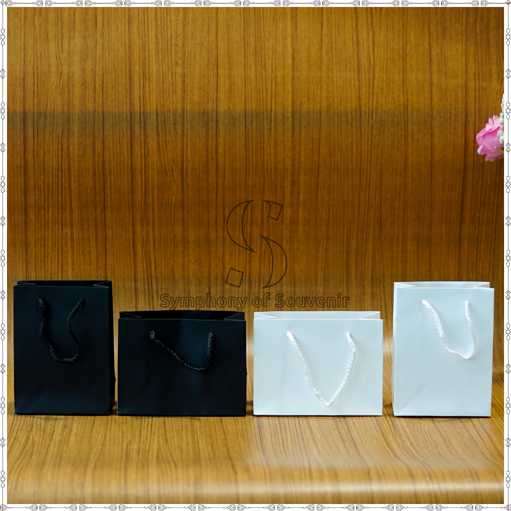 

Paper Bag Polos Horizontal Dan Vertikal / Tas Belanja/ Shopping Bag /Tas Souvenir