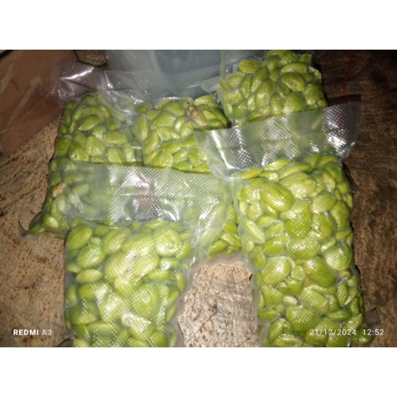 

Fresh Sayur Pete Kupas Vakum 250gr