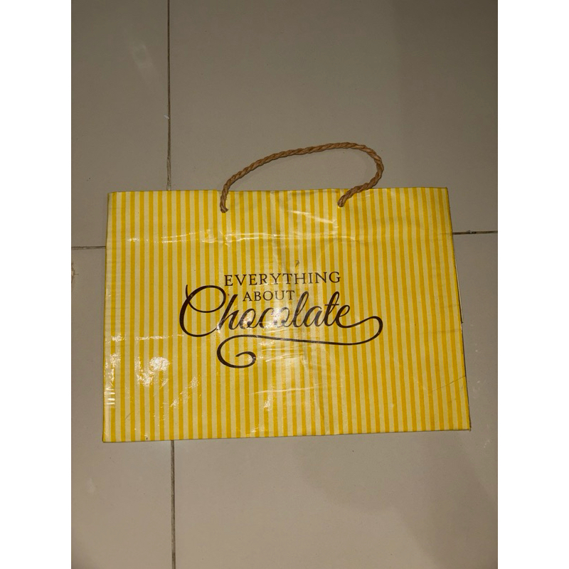 

preloved defect paperbag / paperbag murah