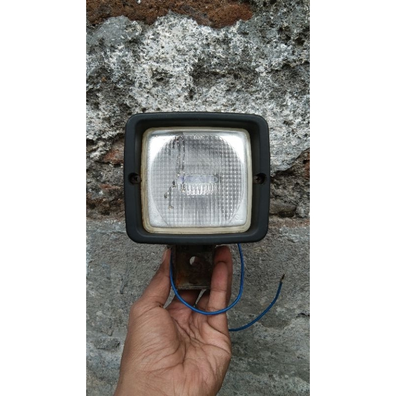 headlamp foglamp halogen Volvo