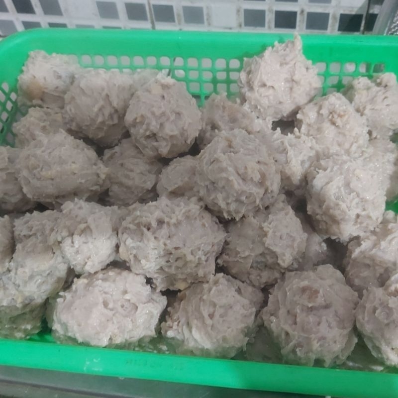 

Bakso Urat Besar ( Free Bumbu Kuah Bakso Asli Pedagang Dijamin Enak )