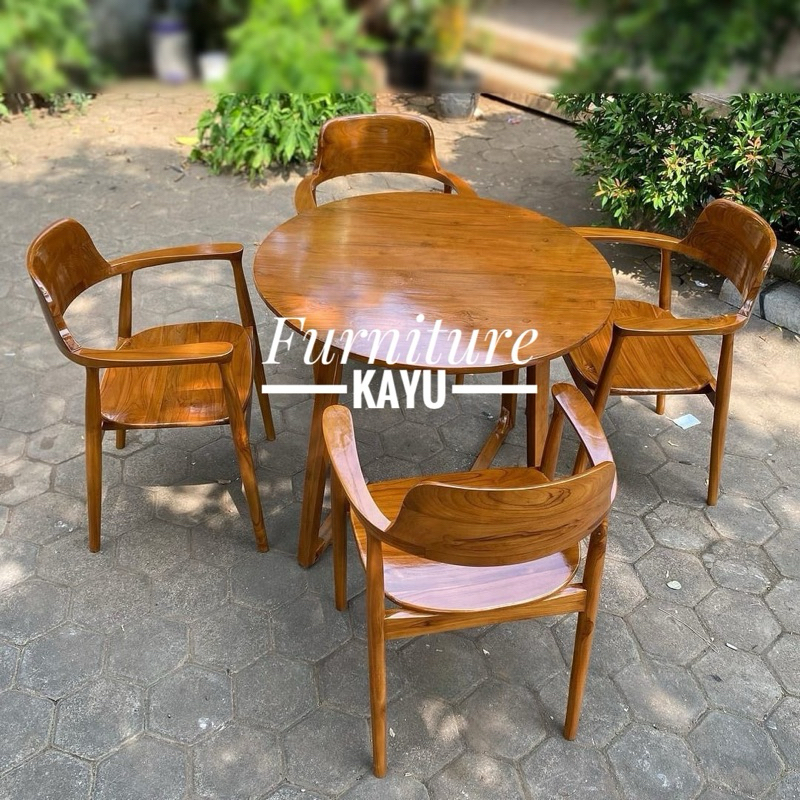 Meja makan cafe bulat kayu jati, set meja makan kayu jati, set meja cafe 4 kursi kayu jati