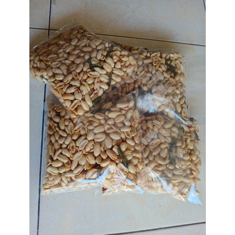 

kacang bawang +-500gr