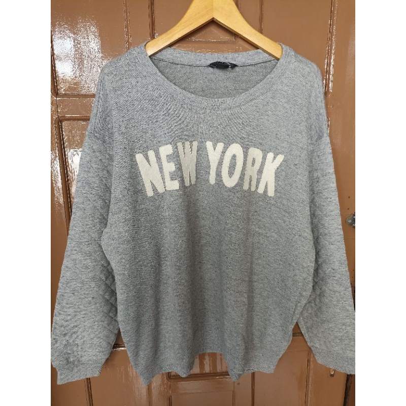 Preloved sweater H&M New York