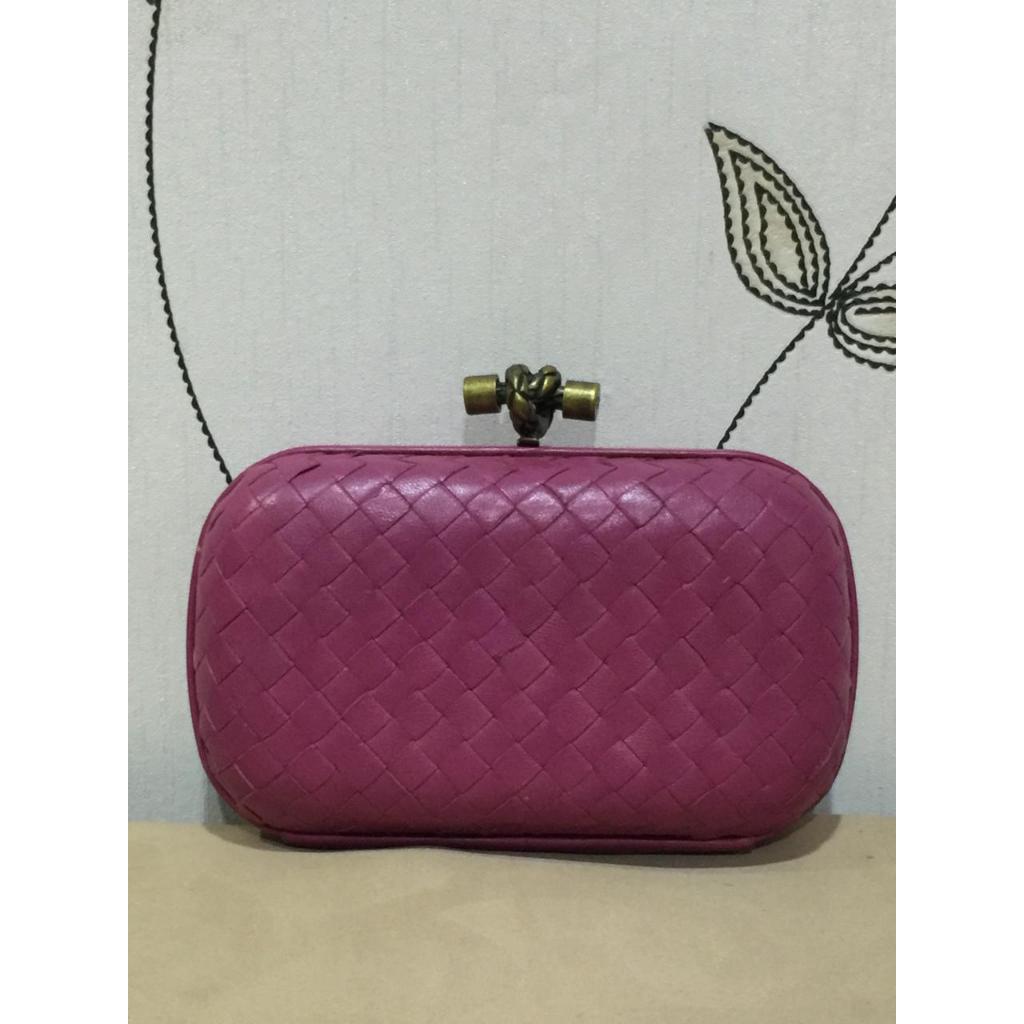 Bottega Veneta* Intrecciato Knot Clutch in Antique Pink Silk Authentic-Preloved