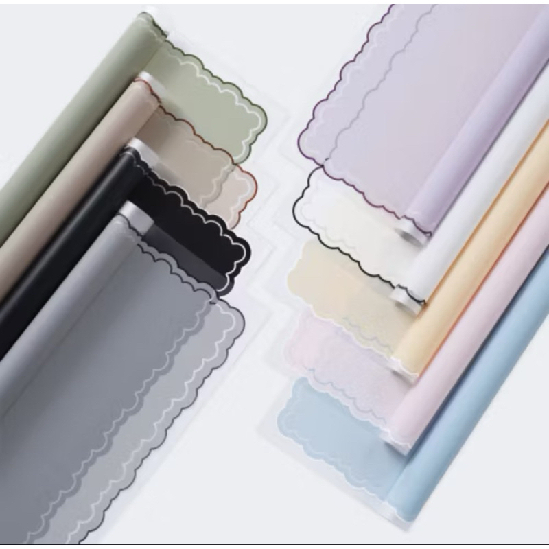 

WAVY FRAME CELLOPHANE LIST AWAN LIST RENDA KERTAS BUKET BUNGA WRAPPING PAPER