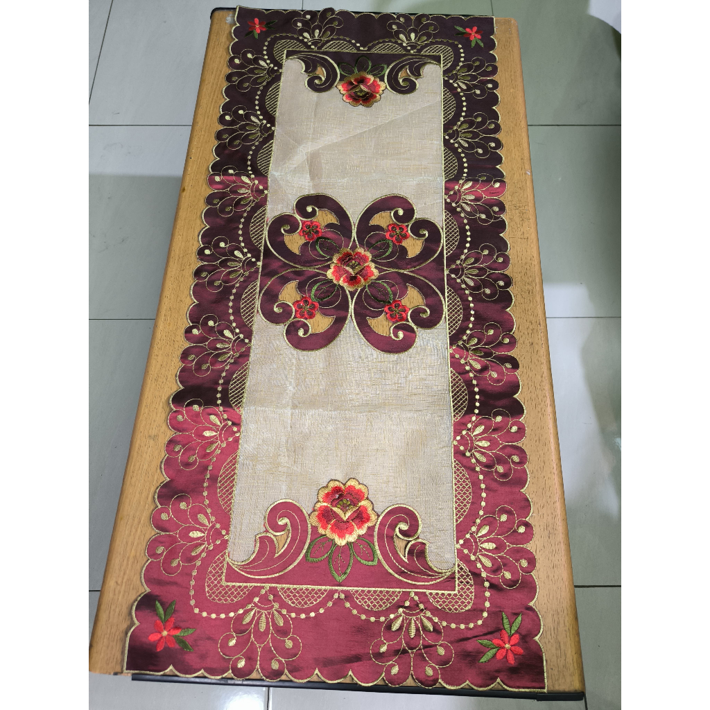 taplak meja tamu bordir import /taplak meja tamu loper/meja linien