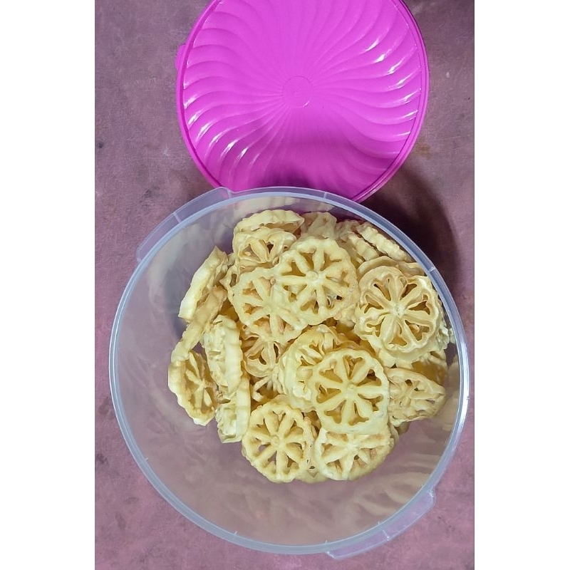

kembang goyang renyah uk 500gr dan 1kg'n gurih manis
