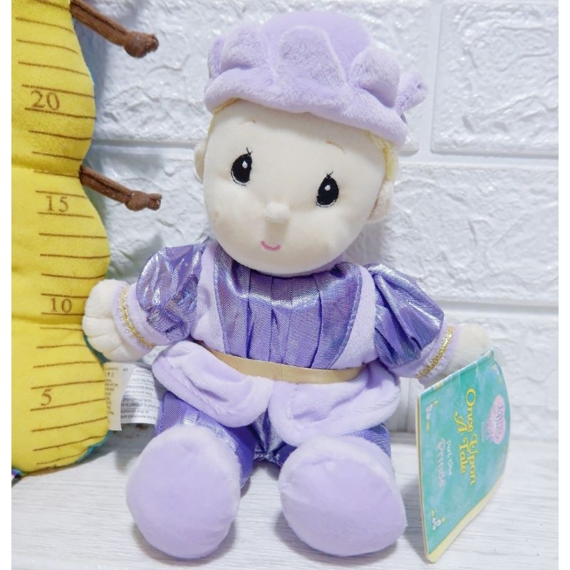 Boneka Precious Moment Tender Tails Once Upon a Tale Prince