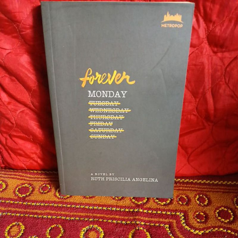 BUKU FOREVER MONDAY
