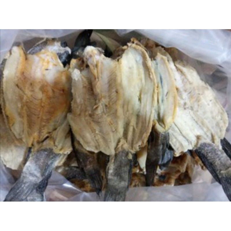 

Ikan gabus asin/ ikan asin gabus/ ikan ruwan asin/ ikan asin ruwan