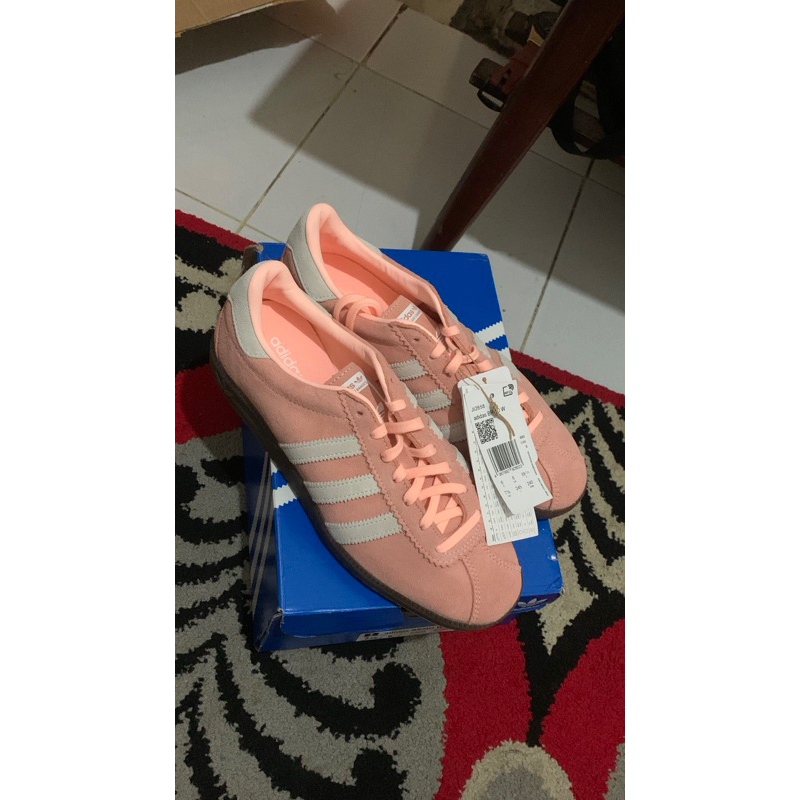 adidas bermuda pink