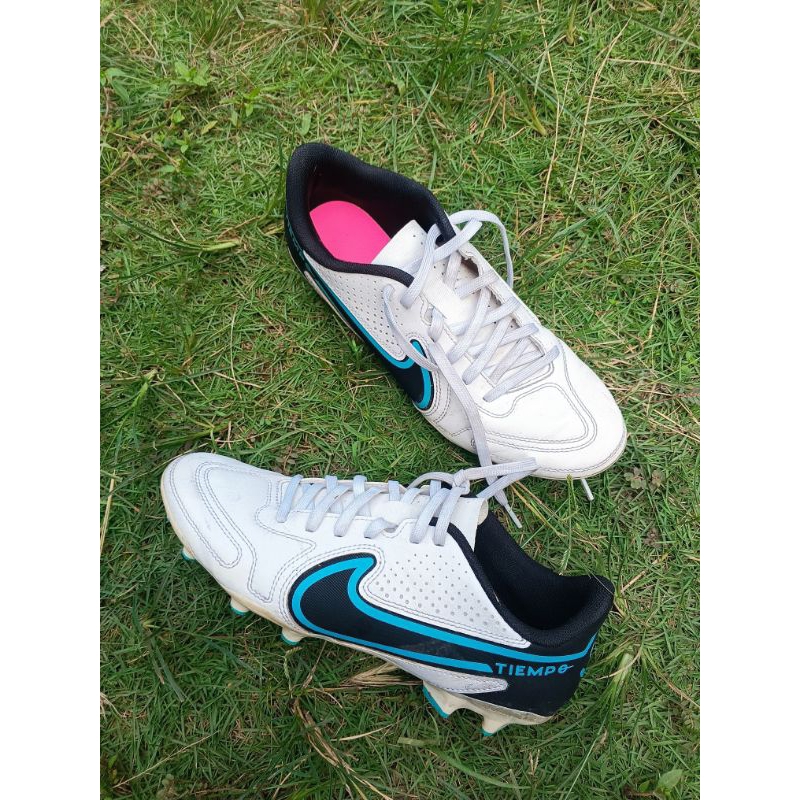 Sepatu Bola Nike Tiempo Legend 9 Bekas Size 40