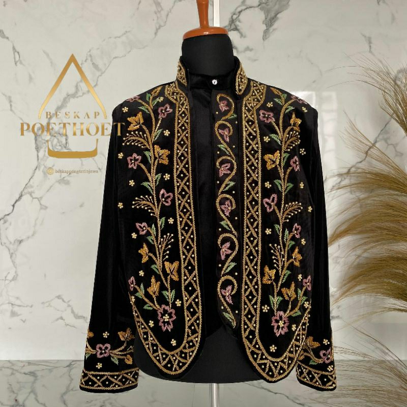 beskap pengantin Jawa bludru hitam Payet kombinasi gold hijau pink