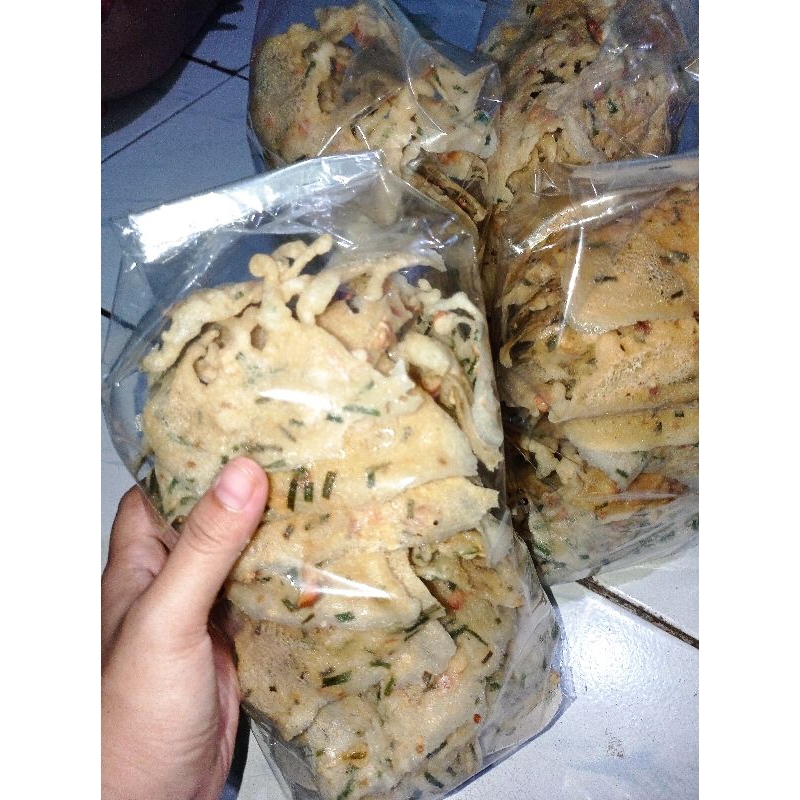 

Rempeyek Kacangtanah/daun bawang