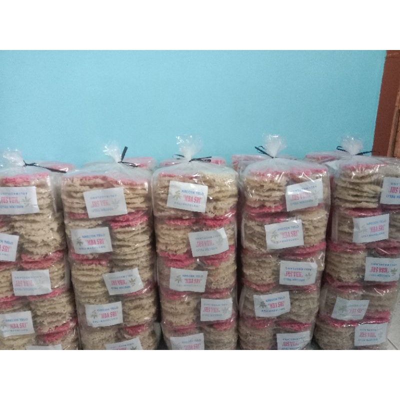 

krecek/rengginang singkong mba sri asli magelang