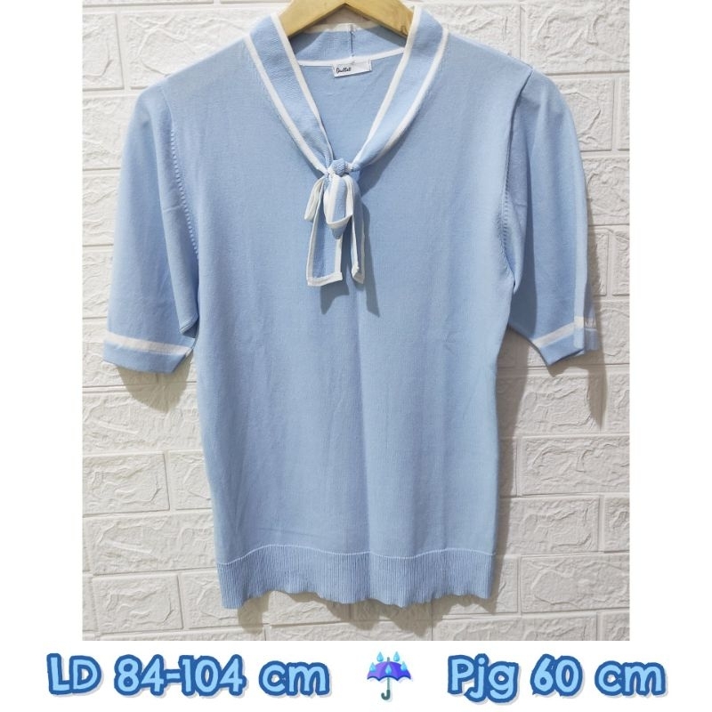 Oeillet Atasan Rajut softblue