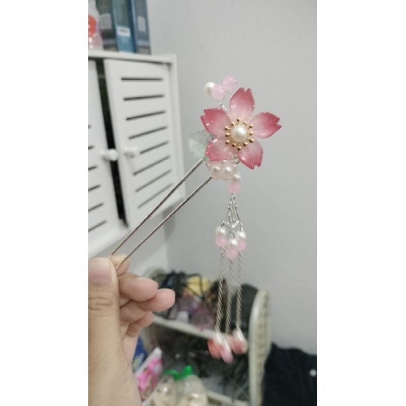 PRELOVED Tusuk Konde Sakura (hair piece)