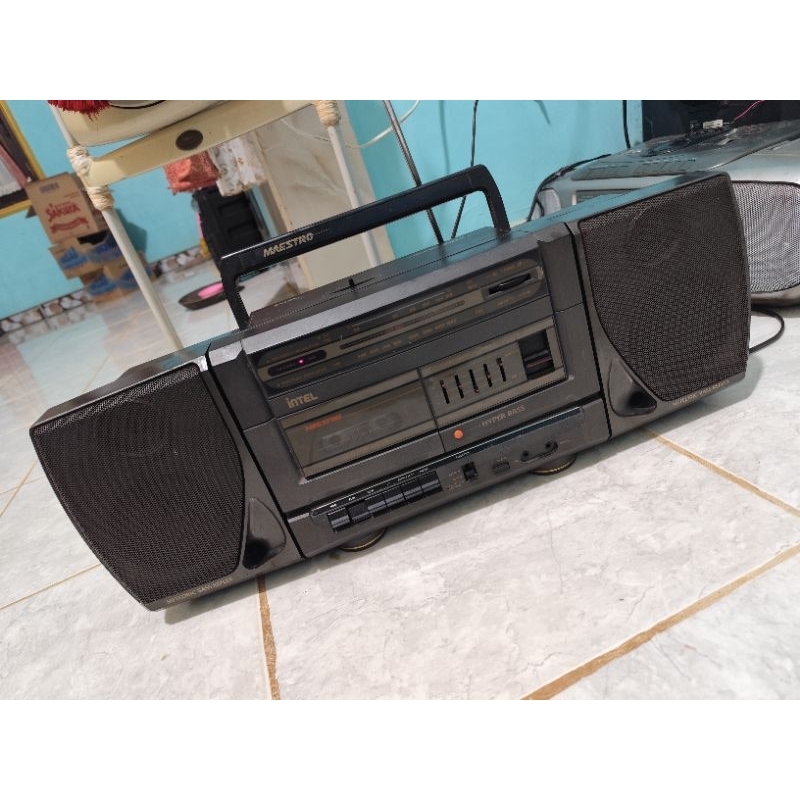 Tipe Compo Antik Suara Menggelegar, Radio FM AM SW1-2 OK Kondisi dan Tipe kaset Fungsi 80%