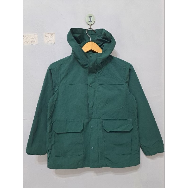 Uniqlo Kids hoodi parka canvas hijau size 140 9-11 tahun
