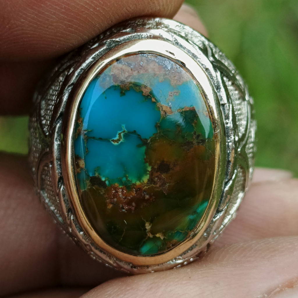 Batu Pirus Persia Biru Solid Bodyglass Matriks Pola Gradasi Hijau Kesan 3D View Dasar Lautan Indah D