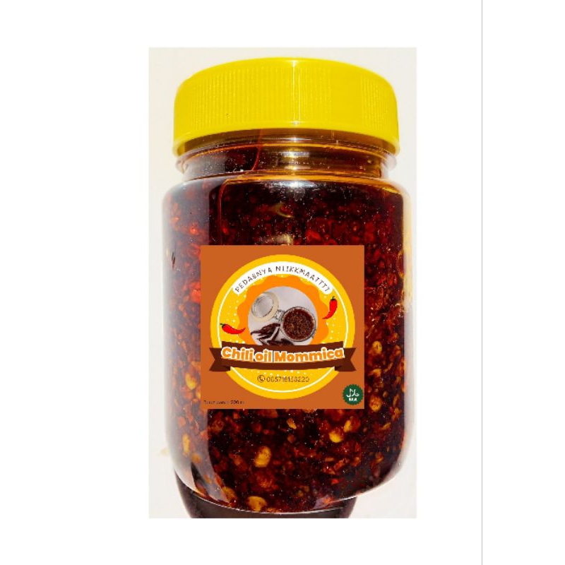 

Chili oil Mommica |Minyak Cabai. Pedas Nikmat Gurih| Kemasan 200ml