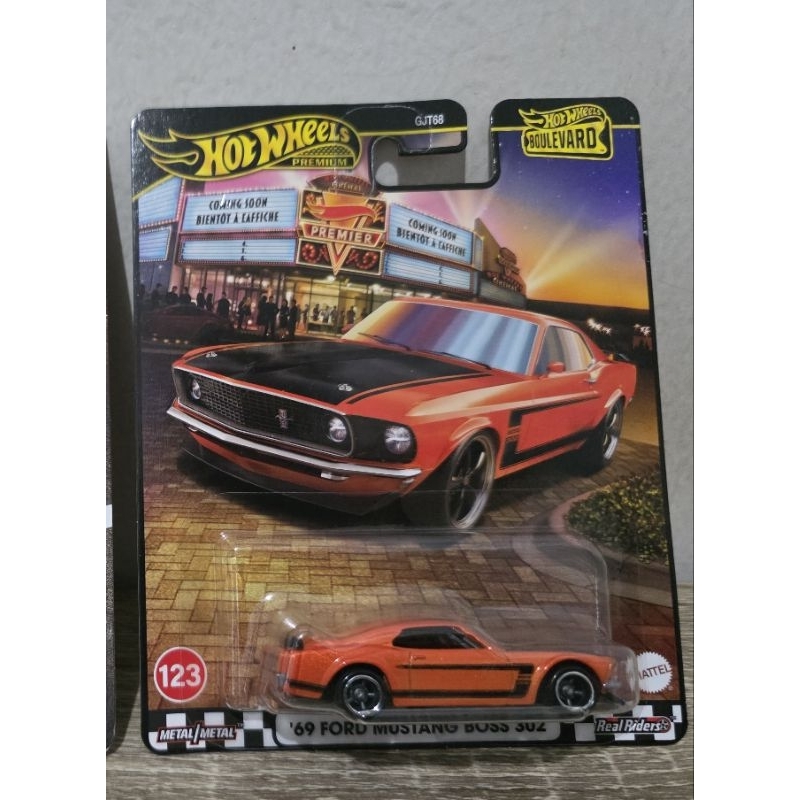 Hotwheels ford mustang boss 302