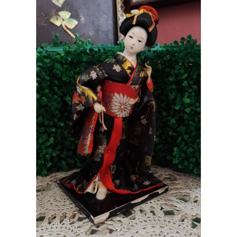 Pajangan Boneka Geisha Jepang Antik Vintage thn 1960an ada Cacat chip T:29cm/13cm